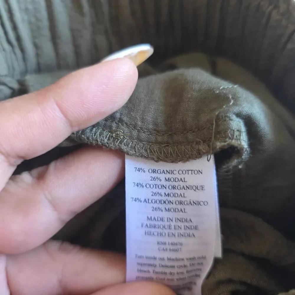 Faherty womens Sz S olive Marina seersucker shorts